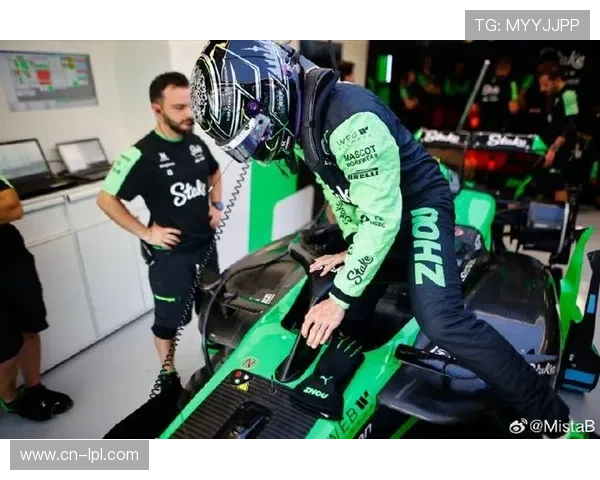 梅赛德斯巴西站展示强劲速度，拉塞尔与安东内利双双得分