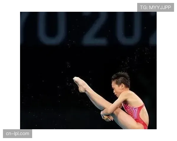 国家跳水梦之队澳门汇演，周继红率奥运冠军进行技术展示